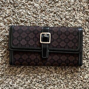 Beautiful Classy Black and Brown Wallet with Buckle
